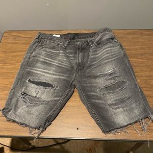 Levi’s men denim jean shorts